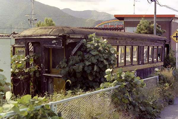 頸城鉄道ホハ3と新黒井駅跡・1990年10月: 桜山軽便鉄道・雑記帳